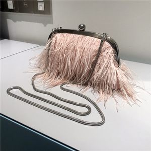 Hot selling Fluffy Feather Clutch Bag With <b>Frame</b> Closure Stylish Evening Party Handbag Wholesale Luxury Party Evening Bag - Product Image 5