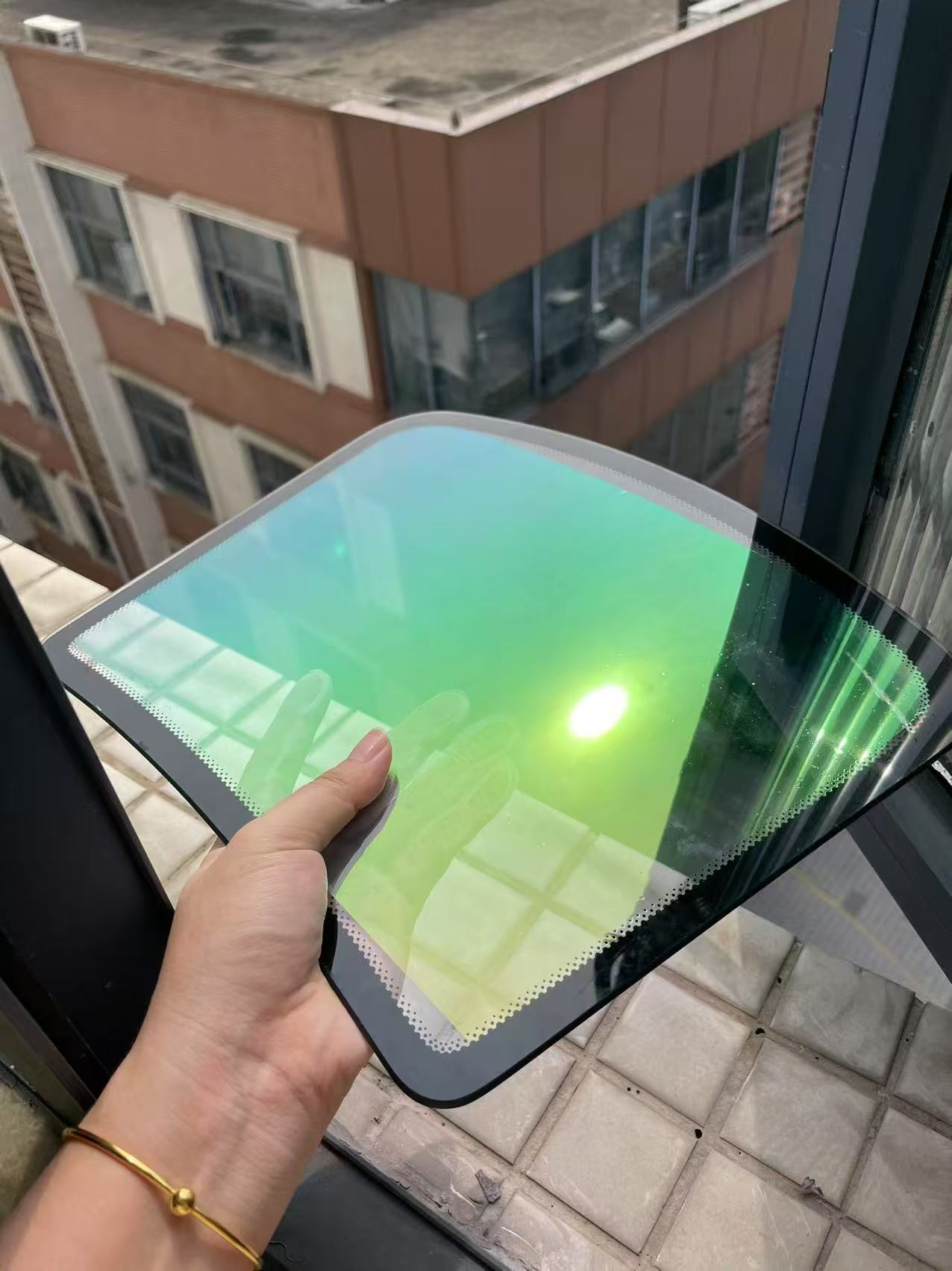 สีเขียว