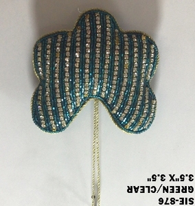 Elegante Adorno Colgante de Mariposa Verde Bordado a Mano con Cuentas Transparentes para Decoración Festiva del Hogar y Fiestas - Product Image 3