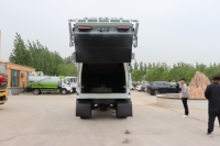 Compacteur de déchets à chargement arrière de 9 m³, 4x2, léger, prix abordable pour la collecte des déchets en Afrique et en Asie du Sud-Est