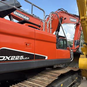 รถขุดไฮดรอลิก Doosan DX225LC มือสอง น้ำหนัก 22.5 ตัน นำเข้าจากเกาหลี รถขุดขนาดกลาง ชั่วโมงการทำงานต่ำ พร้อมเอกสารส่งออกครบถ้วน - Product Image 1