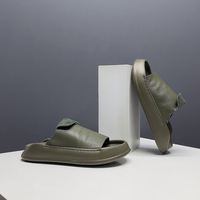 Claquettes pour hommes en EVA à rayures blanches, à bout ouvert, antidérapantes, pour l'intérieur, pantoufles d'été, motif uni, doublure en PU, chaussures décontractées