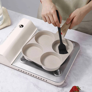 Sartén Cuadrada Multifuncional Antiadherente de Aluminio Fundido a Presión con Mango de Madera y Base de Acero Inoxidable de 1-2L para Cocinar Huevos y Hamburguesas - Product Image 4