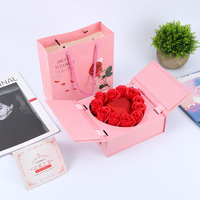 Geschenkdoos Creatieve Dubbele Bloem Verrassing Spot Zes Rozen Hartvormige Ketting Ring Valentijnsdag Acryl Box Geconserveerde Rozen Doos