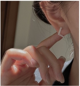 Pendientes Cuadrados de Plata de Ley S925, Diseño Coreano, Estilo Moderno, Texturizados, Venta al por Mayor - Product Image 3