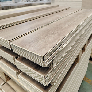 Plancher en vinyle SPC de luxe imperméable avec système de verrouillage par clic pour usage en bureau et en extérieur - Product Image 1
