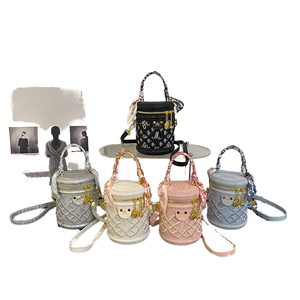 Nuevo Bolso Bandolera de Alta Gama para Mujer, con Cierre de Cremallera, Anti-Robo, Color Sólido, con Forro de Poliéster - Product Image 1