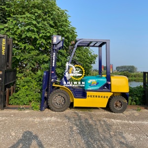 Chariot élévateur utilisé FD25 de 2.5 tonnes KOMATSU, FD25T-17 du Japon KOMATSU FD25T-14 FD30T FD50 chariot élévateur diesel, chariot élévateur KOMATSU 3 tonnes en vente - Product Image 5