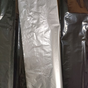 Vendita calda pellicola per pacciamatura di controllo dell'erba agricola copertura del suolo pellicola per pacciamatura riflettente - Product Image 5