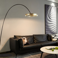 Lampadaire à anneaux LED de luxe italien pour le salon, la chambre à coucher et la lumière d'étude et le design de pêche élégant pour la décoration de canapé
