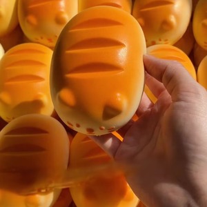 Juguete Antiestrés de PU con Forma de Gato Horneado, Súper Suave y Blandito, de Rebote Lento, Venta al por Mayor - Product Image 1