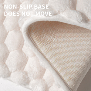 พรมเช็ดเท้าขนแกะเนื้อเรียบง่าย รูปทรงสี่เหลี่ยมผืนผ้า กันลื่น ซึมซับน้ำ แห้งเร็ว สำหรับห้องน้ำในบ้าน สีพื้น ดีไซน์มินิมอล - Product Image 5