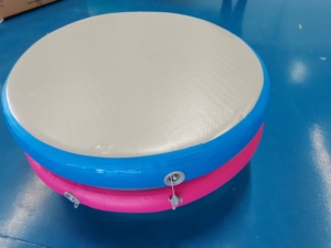 <span class=keywords><strong>Tapis</strong></span> de gymnastique gonflable portable avec surface en <span class=keywords><strong>tapis</strong></span> durable pour l'entraînement à domicile en cheerleading, tumbling et yoga - Product Image 6