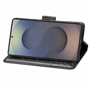 Custodia a Libro per <span class=keywords><strong>Samsung</strong></span> S26 Ultra S25 S24 in Pelle PU Goffrata a Farfalla con Funzione Stand, Scomparti Porta Carte e Cinturino da Polso - Product Image 4