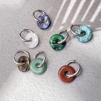 Boucles d'oreilles créoles pour femmes en acier inoxydable avec pierre naturelle et fermoir de sécurité électroplaqué, design de niche, tendance, simples et élégantes