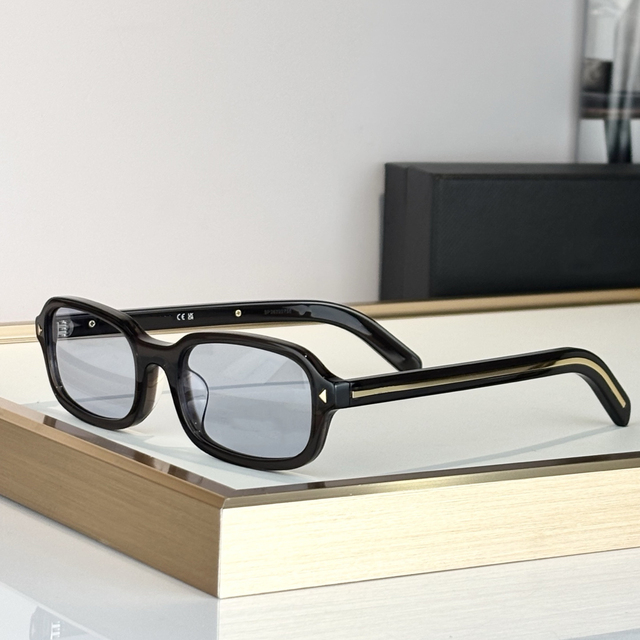 Luxury Fashion UV400 Male and Female Designer Sunglasses, Square Acetate Frame, Retro Trendy Travel Polarized Sunglasses