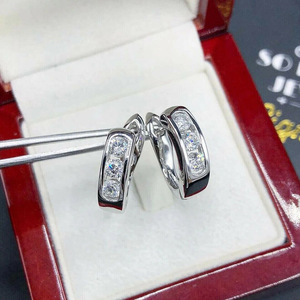 Piccoli Orecchini a Cerchio Argentati per Donne e Uomini, Ear Cuff Minimalista, Gioielli di Moda Quotidiana - Product Image 3