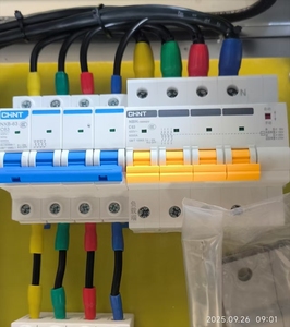Système solaire connecté au réseau 10KW -100KW <span class=keywords><strong>AC</strong></span> Boîte de jonction connectée au réseau - Product Image 4