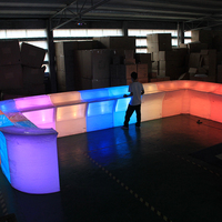 Comptoirs de bar commerciaux éclairés par LED, aspect élégant, produits rotomoulés