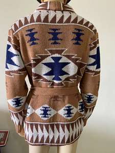 Suéter Cárdigan Estilo Occidental Retro Azteca Étnico Local de Otoño Invierno, Tejido Jacquard, Cuello de Solapa con Botones, Largo Completo, Estándar - Product Image 5