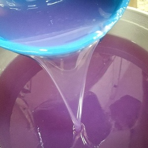 Résine transparente époxy liquide coulée fabriquée aux états-unis étanche bois rivière Table <span class=keywords><strong>meubles</strong></span> <span class=keywords><strong>adhésifs</strong></span> et produits d'étanchéité - Product Image 1