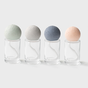 Diffusore di Fragranze in Diatomite a Forma di Luna, Ecologico con Coperchio, Decorativo per Soggiorno e Studio - Product Image 1