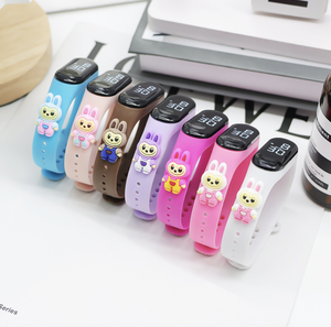 Montre intelligente de luxe pour enfants étanche LED tactile électronique Cartoon-Design montre numérique avec cadeau en silicone de qualité - Product Image 3