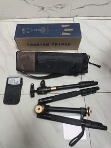 QZSD Q555 Monopiede Professionale Estensibile in Lega di Alluminio per Fotocamera e Video, Supporto Luce con Piastra a Sgancio Rapido per Telefono Cellulare - Product Image 4