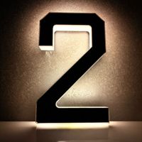 Plaque de porte solaire LED 9 pouces avec numéro d'adresse, étanche, pour extérieur, design pour une visibilité facile, lumière décorative
