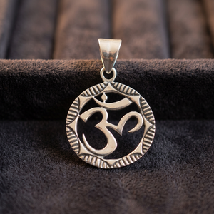 Pendentifs religieux en zircon avec serti clos en alliage - Product Image 3
