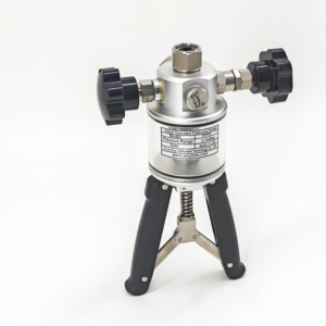 WESIVO 521P ปั๊มไฮดรอลิกแบบมือถือ 0-10000 PSI เครื่องสอบเทียบแรงดันสูงแบบพกพา - Product Image 2