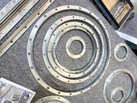 Machine de fabrication de conduits MYT, machine de poinçonnage de trous de bride de conduits ronds en acier