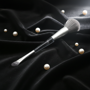 Pinceau double embout avec manche transparent moulé par injection et têtes en fibres synthétiques - Product Image 6