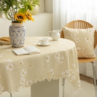 Collection printemps et été nouveauté nappe florale imprimée à bord coupé irrégulière imperméable pour la décoration intérieure