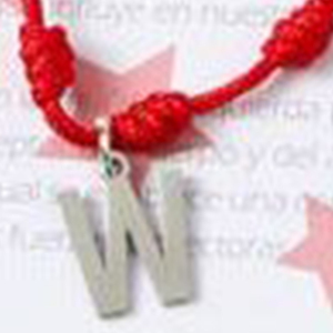 PULSERA-W Bracciale Charm alla Moda in Acciaio Inossidabile con Lettera W e Design a Sette Stelle Intrecciate - Product Image 3