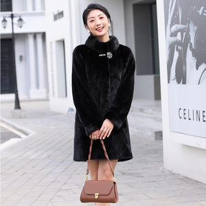 <span class=keywords><strong>เสื้อ</strong></span>โค้ทขนสัตว์มิงค์ยาวปาน<span class=keywords><strong>กลาง</strong></span>แบบลำลองสำหรับสตรีมีสไตล์คอตั้งขนาดใหญ่สวมใส่สบายสำหรับคุณแม่วัย<span class=keywords><strong>กลาง</strong></span><span class=keywords><strong>คน</strong></span>ในฤดูหนาว - Product Image 2