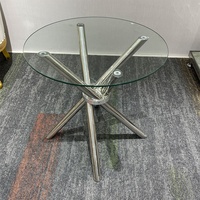 Table de mariage en acier inoxydable argenté avec plateau rond en verre, élégante, pour la décoration de boutiques, cafés et restaurants