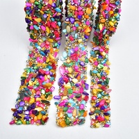 Ruban de ceinture de robe de mariée luxueux et coloré avec appliques de strass, ruban de gravier et cristaux thermocollants pour vêtements et accessoires de mode