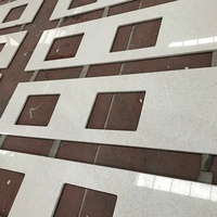 Comptoir de salle de bain en quartz blanc artificiel préfabriqué pas cher pour hôtel