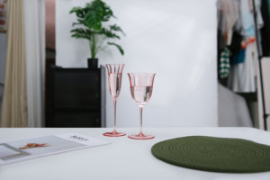 Verre à vin en forme de fleur <span class=keywords><strong>rose</strong></span> européenne, flûte à champagne pour événement de mariage, verre à cocktail <span class=keywords><strong>martini</strong></span> pour bar - Product Image 3