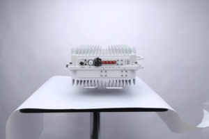 Bộ khuếch đại tín hiệu di động 3 băng tần GSM <span class=keywords><strong>4G</strong></span> 20W 900 1800 2600Mhz 10W, tăng cường tín hiệu <span class=keywords><strong>2G</strong></span> <span class=keywords><strong>3G</strong></span> - Product Image 3