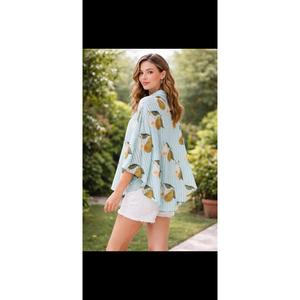 Camisa de mujer con botones y mangas tipo kimono, estampado de peras a rayas azul claro, corte holgado informal, top de primavera y verano - Product Image 1