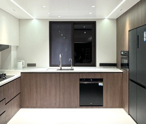 ตู้ครัวไม้แข็งครบชุดสำหรับการออกแบบห้องครัวที่หรูหรา - Product Image 4