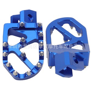 Pedales antideslizantes con tachuelas azules CNC para motocicleta todoterreno Yamaha YZ 80 500 490 - Product Image 1