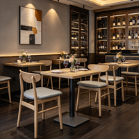 Ensemble de table et de chaises de salle à manger modernes et minimalistes avec plateau en bois et pieds en métal pour restaurant, café, maison, mobilier commercial