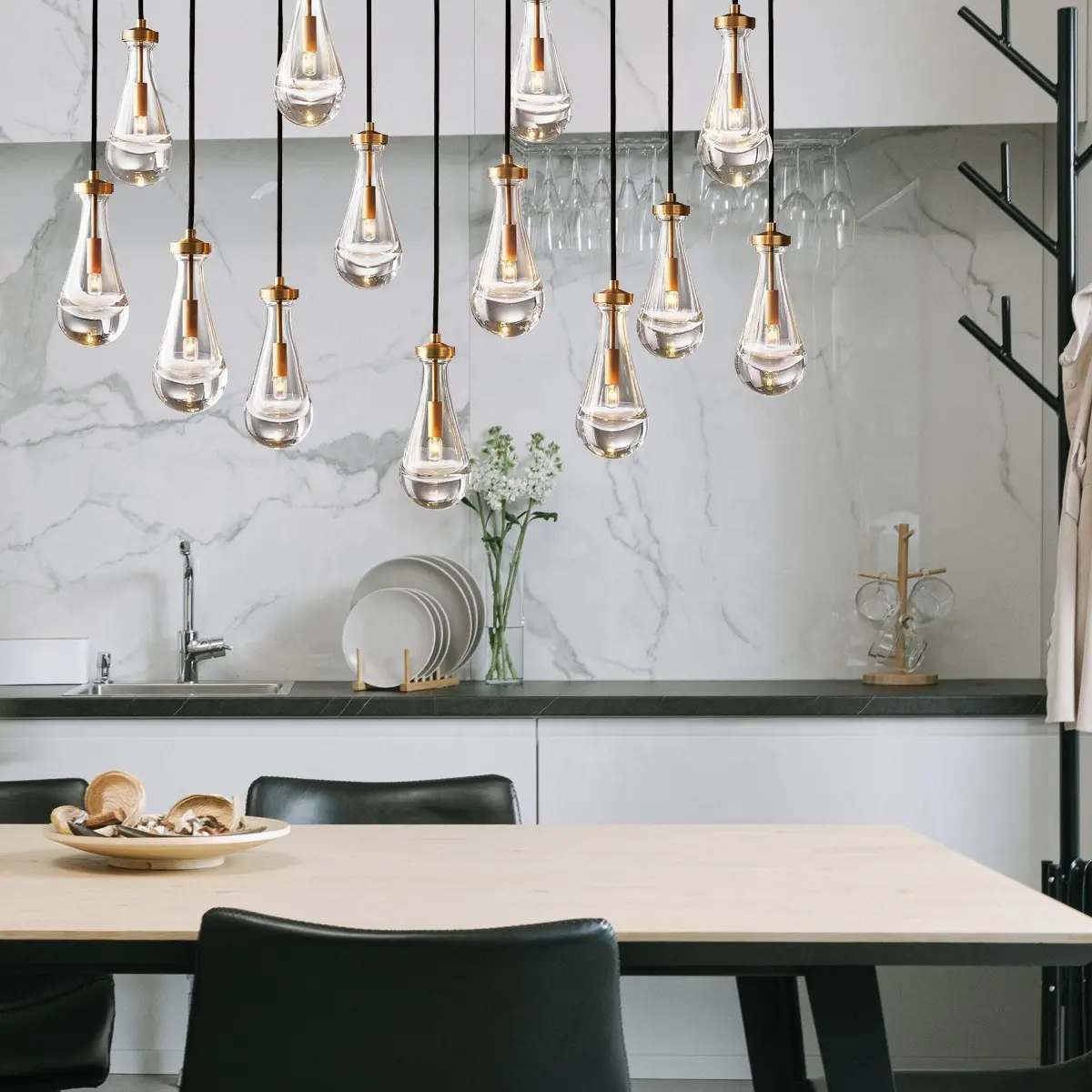 Lampadario industriale moderno della luce del pendente della goccia della pioggia con l'ombra di vetro unica per l'isola della cucina del salone della camera da pranzo della camera da letto