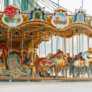 Giostra in Vetroresina Attraente per Parchi Divertimento Interni/Esterni, Carosello per Bambini ad Uso Commerciale - Product Image 3