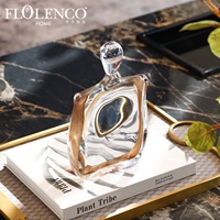 Statue en verre soufflé à la main Flolenco, style moderne de luxe, avec des rayures dorées, sculpture abstraite humaine en verre, ornement pour la maison, décoration d'hôtel