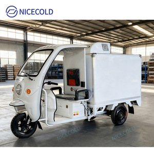 Véhicules mobiles frigorifiques électriques 2025 à panneau solaire pour la livraison <span class=keywords><strong>de</strong></span> nourriture et le stockage frigorifique – Vente directe usine - Product Image 5