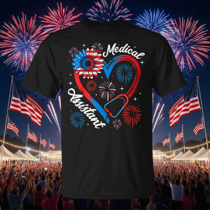 Camiseta de asistente médico, diseño de fuegos artificiales rojos, blancos y azules, camiseta patriótica del 4 de julio - Product Image 3